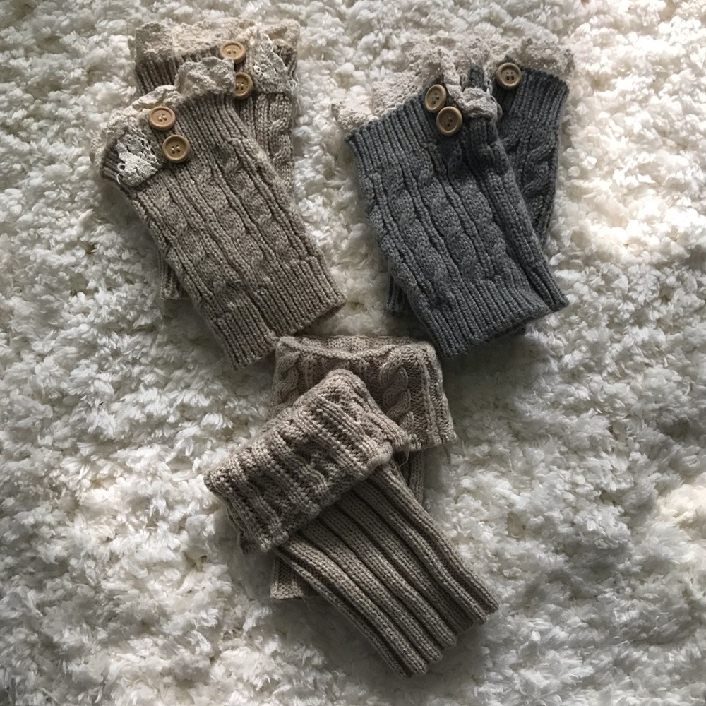 4/$10🌷 Set of 3 Boot Socks